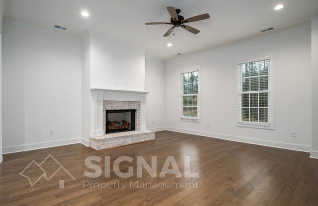 492 Preserve Parkway