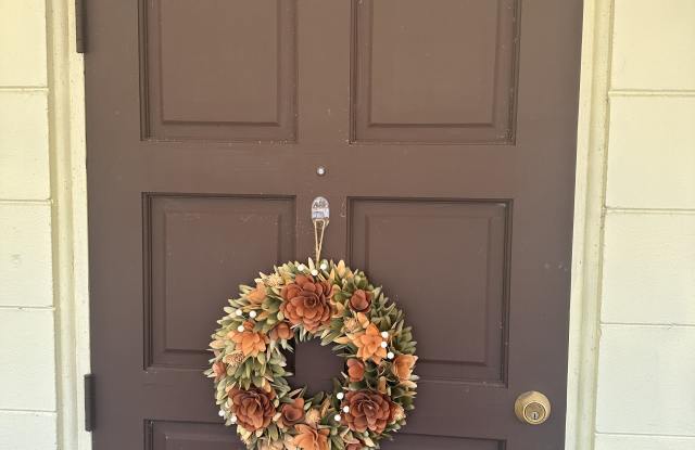 Photo of 136 N Verona Ave Apt 103