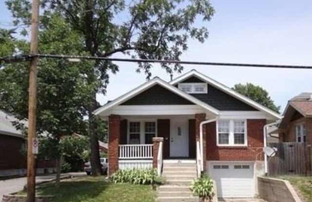 2 Bed 1 Bath Downtown