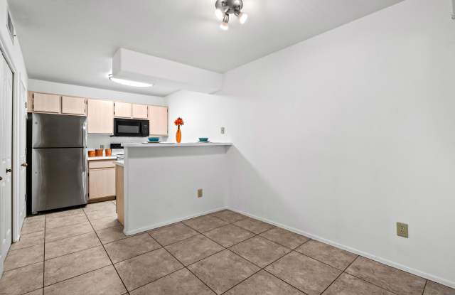 5751 N Kolb Rd Unit 5204