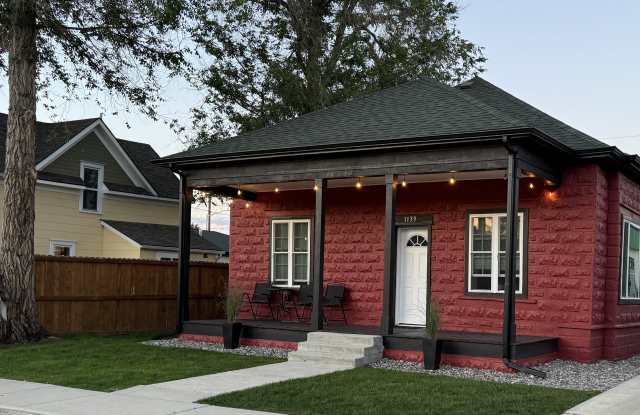 Photo of 1139 North Gould Street