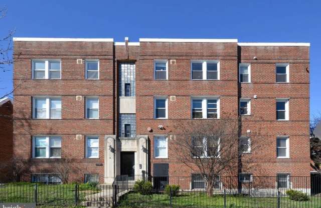 Photo of 1380 BRYANT Street NE unit: 202