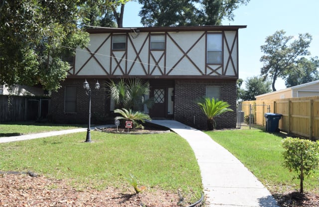 1203 Briar Road - 1 - 1203 Briar Road, Jacksonville, FL 32211