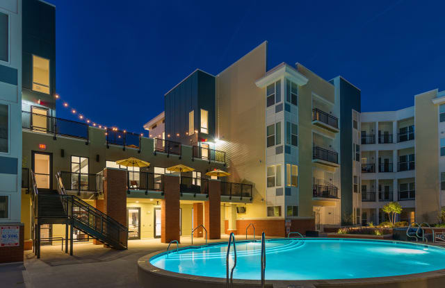 Element At Ghent Norfolk Va Apartments For Rent