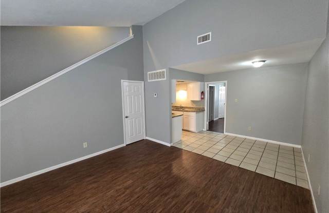 5727 Crestmore Drive unit: C