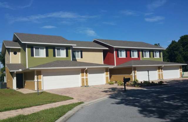 1296 Evergreen Court