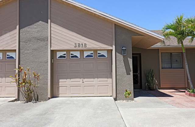 Duplex Cape Coral 3818