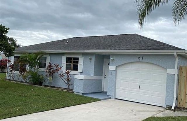 1512 SE Belcrest St - 1512 Southeast Belcrest Street, Port St. Lucie, FL 34952