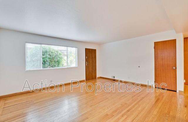 131 Hawthorne Avenue