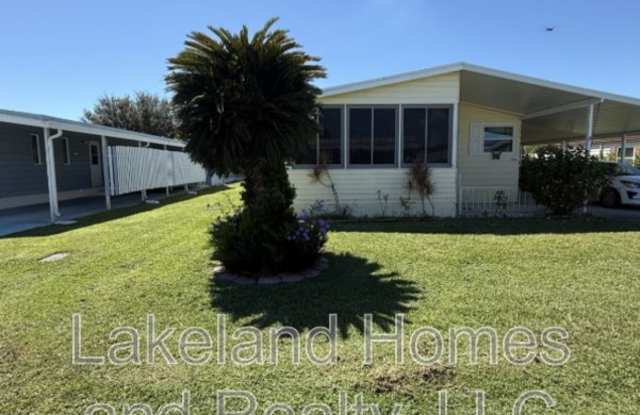 1811 Sherwood Hill Drive