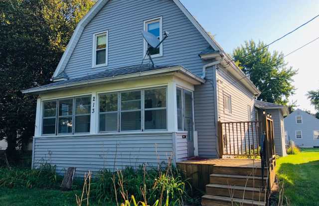Photo of 2-Bed House in Waterloo