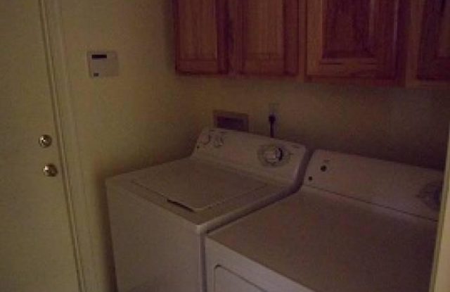 9802 North Camino Vado