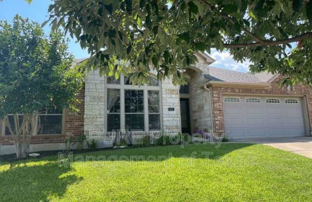 1421 Naranjo Drive