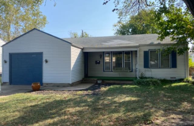 3114 S Mclean Blvd - 3114 South Mclean Boulevard, Wichita, KS 67217