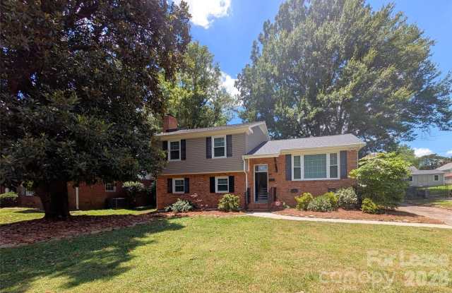 6724 Sunview Drive