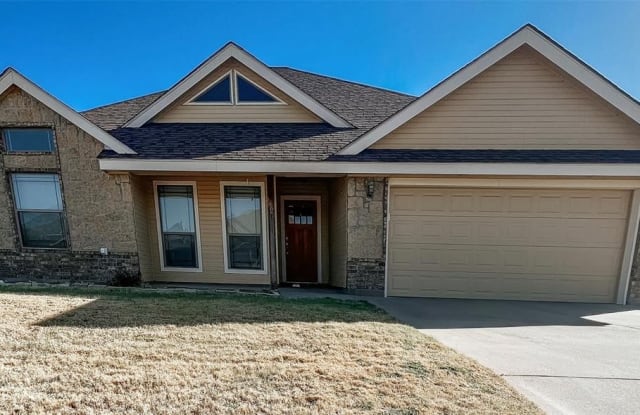 2233 Continental Avenue - 2233 Continental Avenue, Abilene, TX 79601