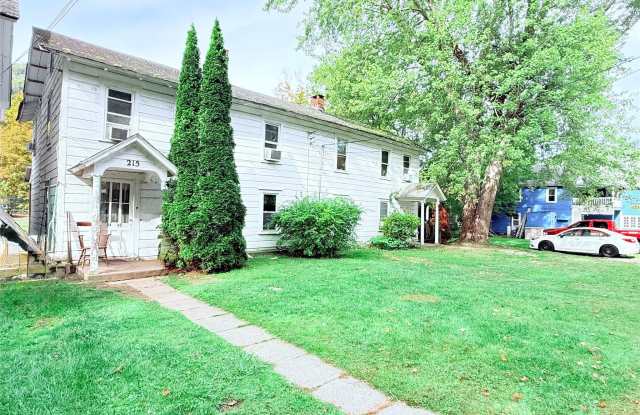 Photo of 215 Old Route 22 unit: 3