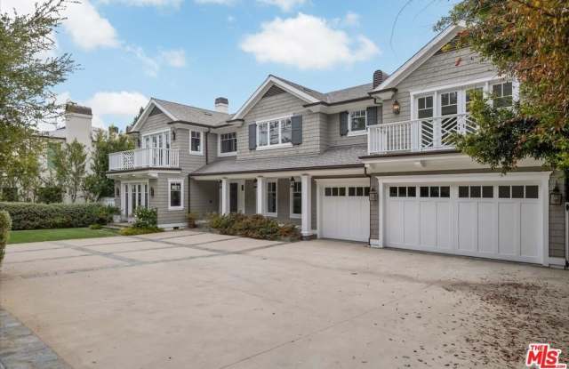 117 S BURLINGAME Ave