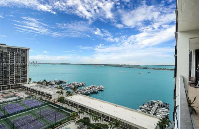 1925 Brickell Ave