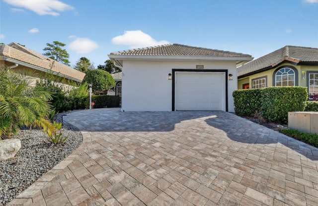 Photo of 8025 SAINT ANDREWS WAY