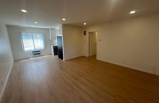 346 North Louise Street