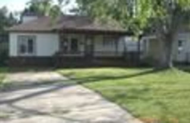 17048 Lowell St - 17048 Lowell Street, Roseville, MI 48066