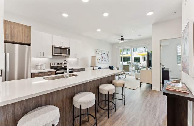 Photo of Blue Eastline