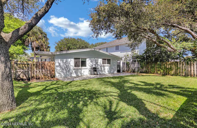 1813 SEMINOLE Road