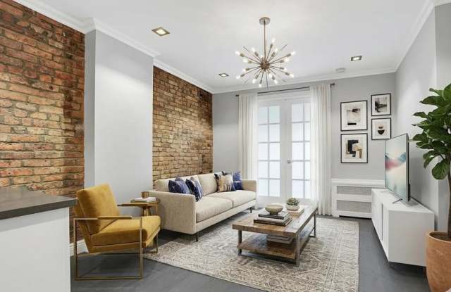 527 East 5th Street