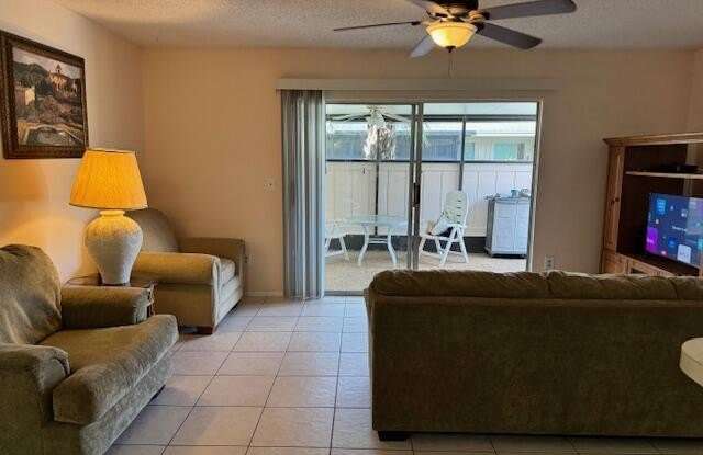 4065 NW Cinnamon Tree Circle