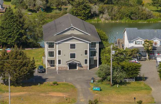 2 bed, 2 bath condo on the canal