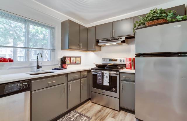 15607 Dorset Rd #204 - 1