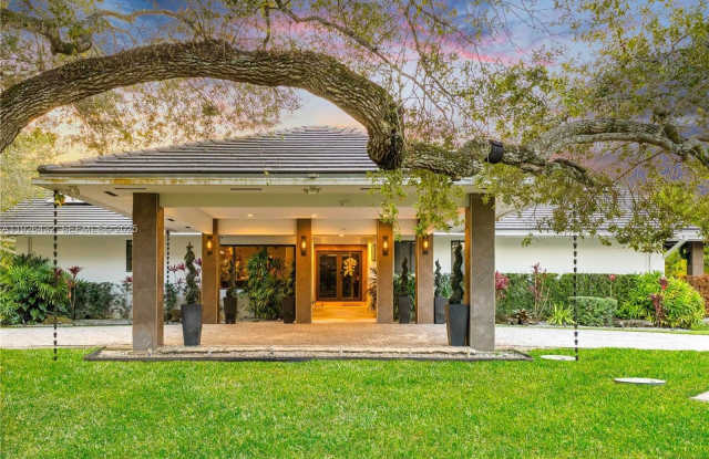 Photo of 9040 SW 110th Ave