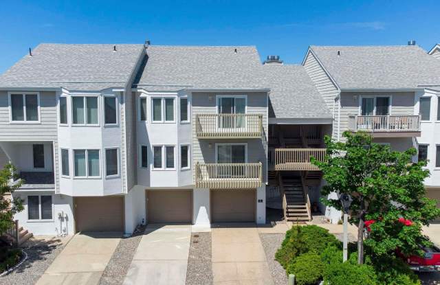 17 Coquille Beach Dr