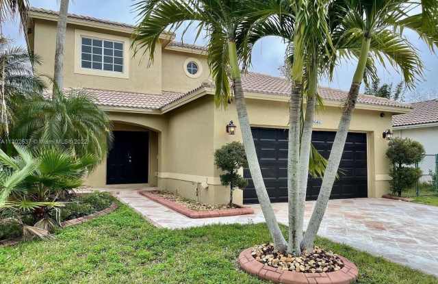 20565 SW 2nd St - 20565 Southwest 2nd Street, Pembroke Pines, FL 33029