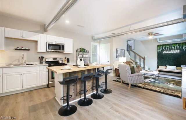 1807 Auburn Avenue unit: C