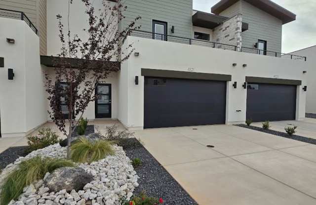 Photo of New Three Bedroom Town Home-Crimson Park