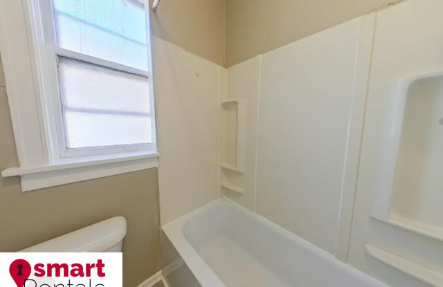 4964 Lindenwood Avenue - B