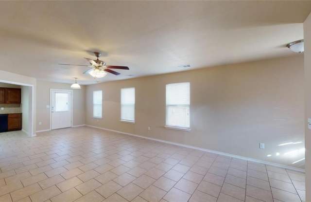 820 Parkplace Ridge