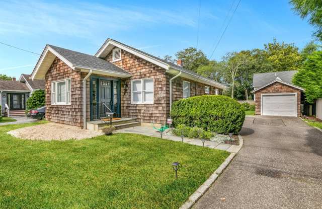 13 McGuirk Street