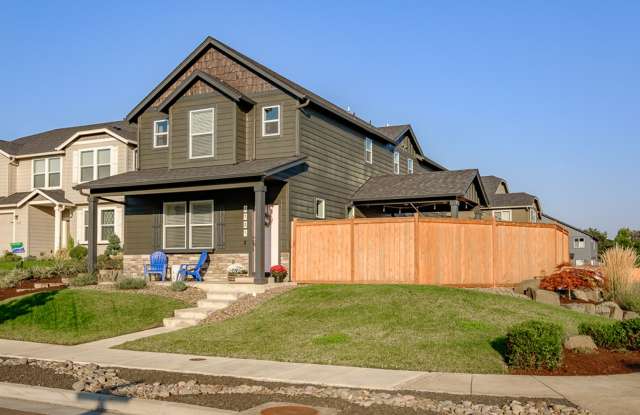 Photo of Beautiful 3 Bedroom on Large Corner Lot!