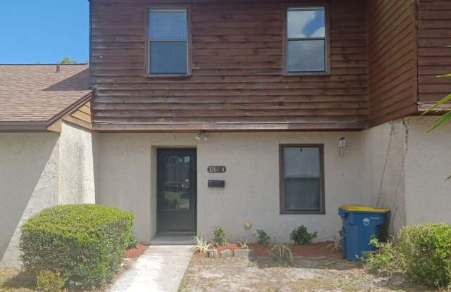 Newly Remodeled 2 BR 1.5 BA Town Homes