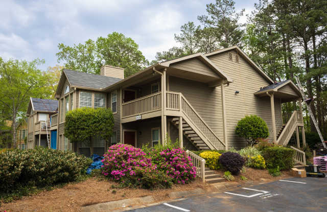 2408 Country Park Dr SE