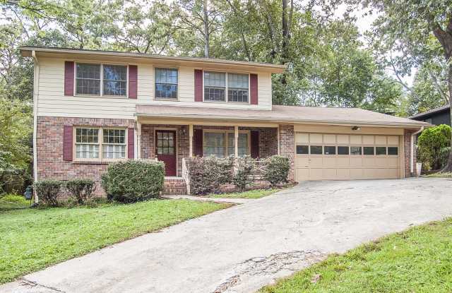 We have the wonderful 4 bed/3 bath you’ve been waiting for!