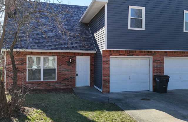 Comfortable Southside Duplex