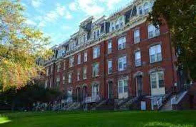 6 EASTMAN TERRACE