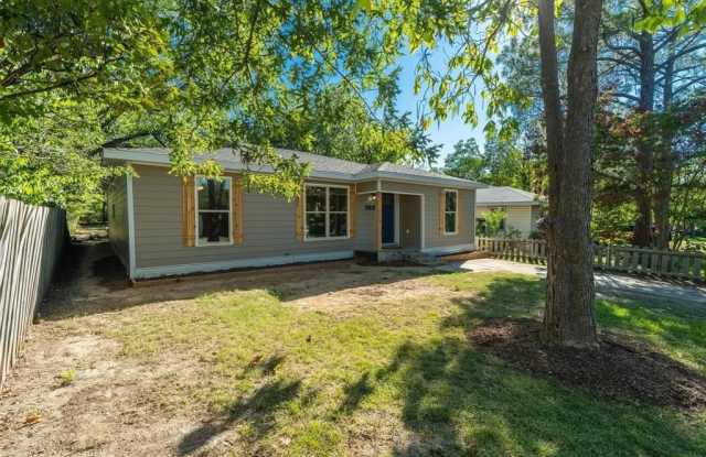 3105 Mitchell Street