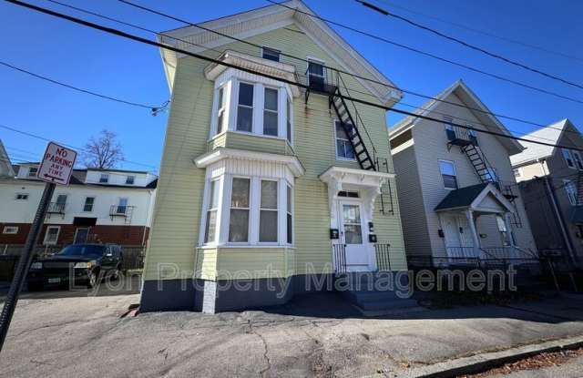 71 Lyon St
