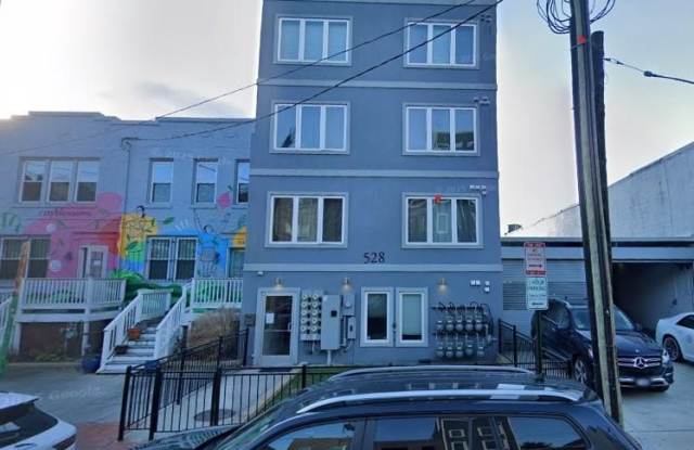 528 KENNEDY Street NW unit: 401