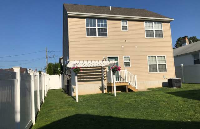 3 Bedroom, 2 Bath home in Brookland Terrace